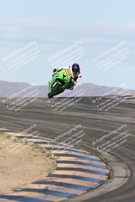 media/Nov-16-2025-Race Pace (Sun) [[8c5fa54630]]/Verified Riders/1-Turns 9 and 10 (925am)/